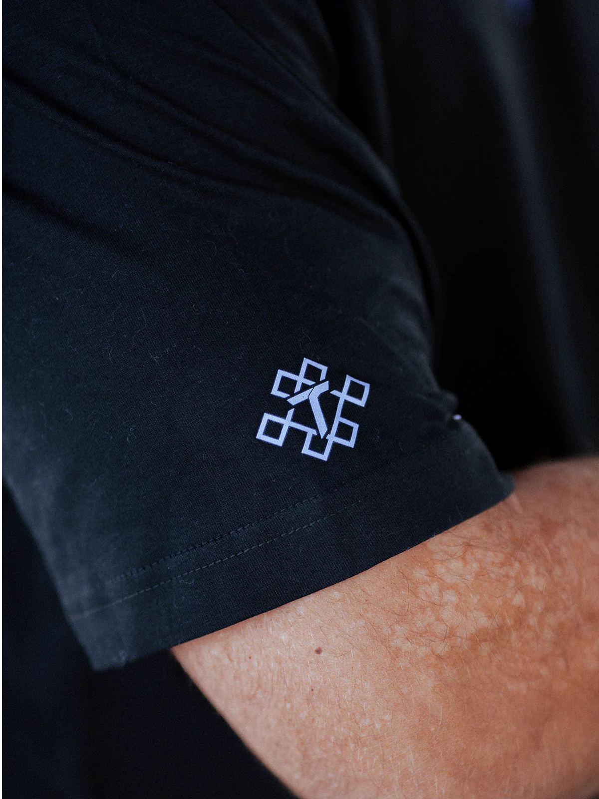 T-Shirt - Tolkin - Sword Shirt (Black) - Image 7